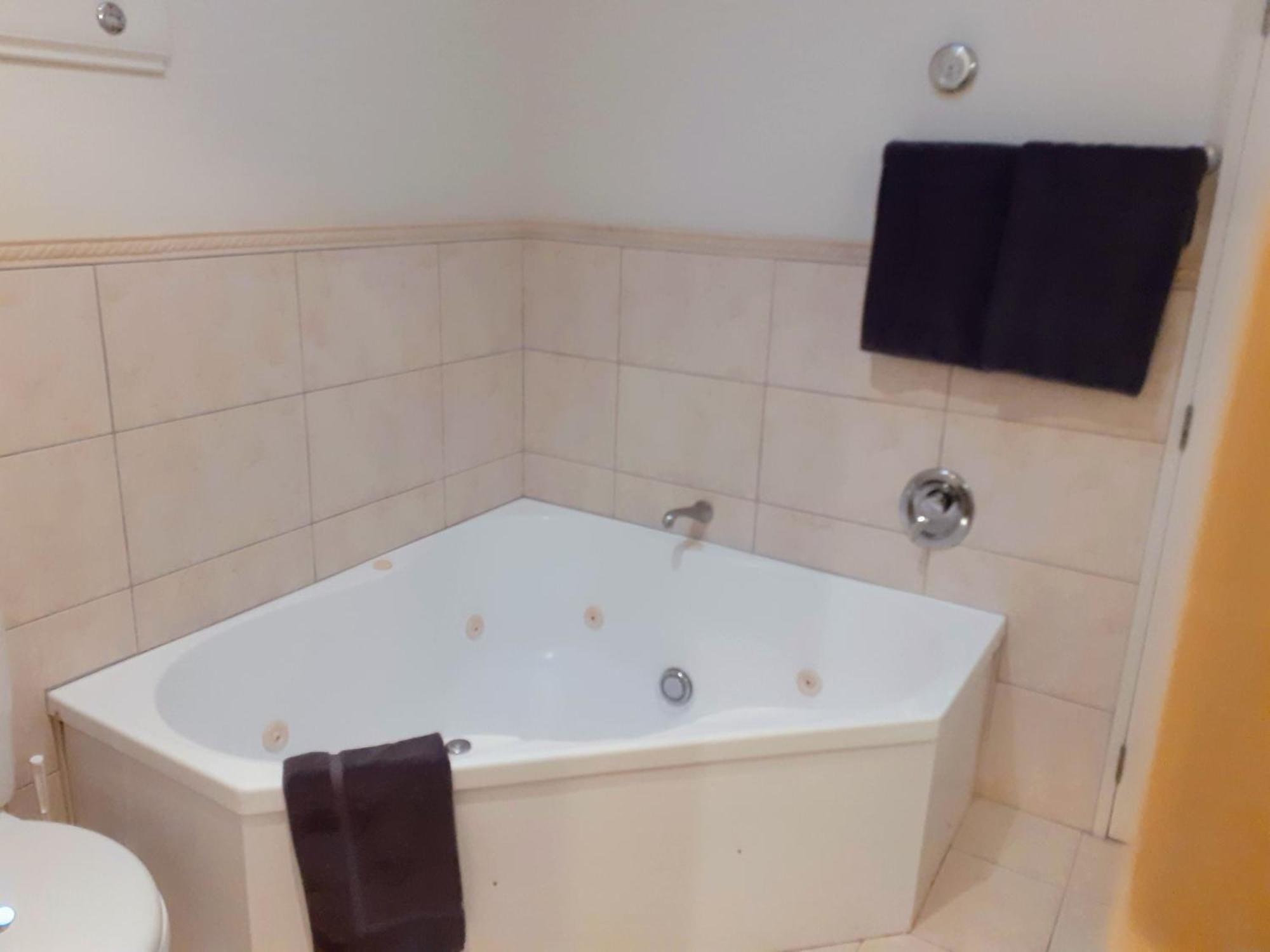 Apartment Fourteen Таупо Экстерьер фото